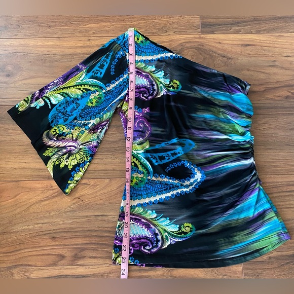 Caché One Shoulder Top - Picture 3 of 5